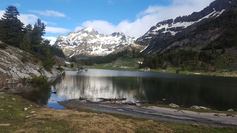 Bpirineos-Las Plazas Benasque Buitenkant foto